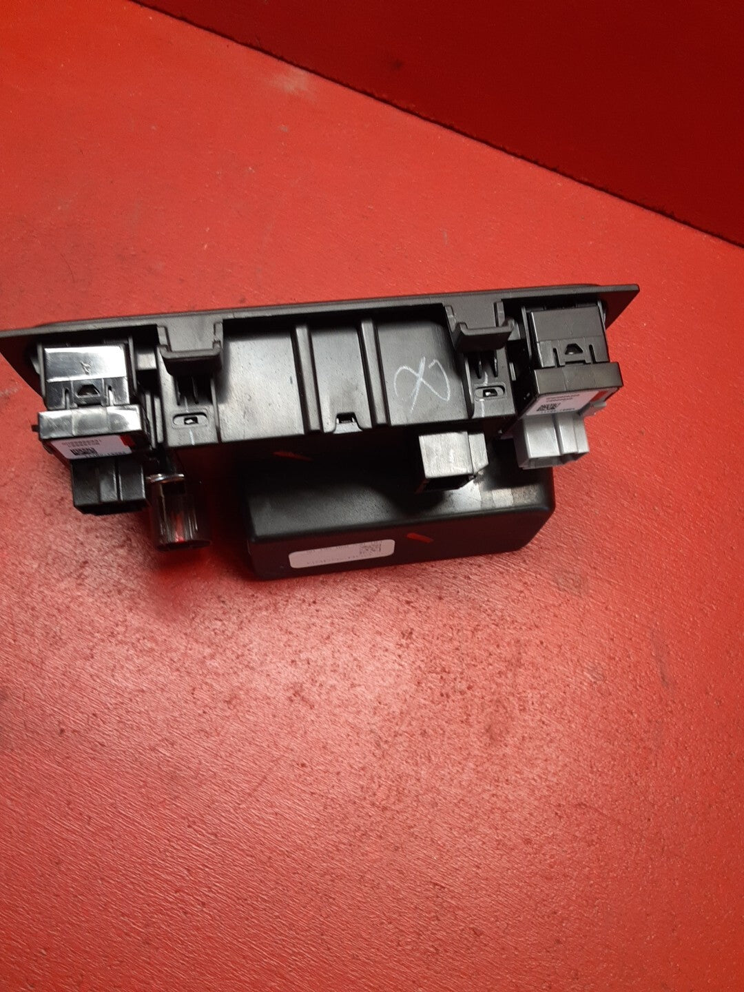 09-12 Chevrolet Traverse Center Dash 12v Switch Housing Heated Seats 25875989