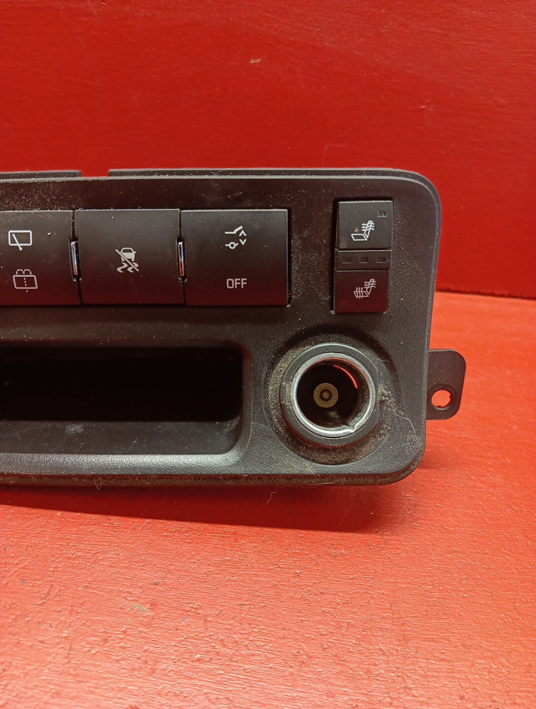 2007-2012 GM GMC Acadia Front Console Switch 12v Cubby 25944078