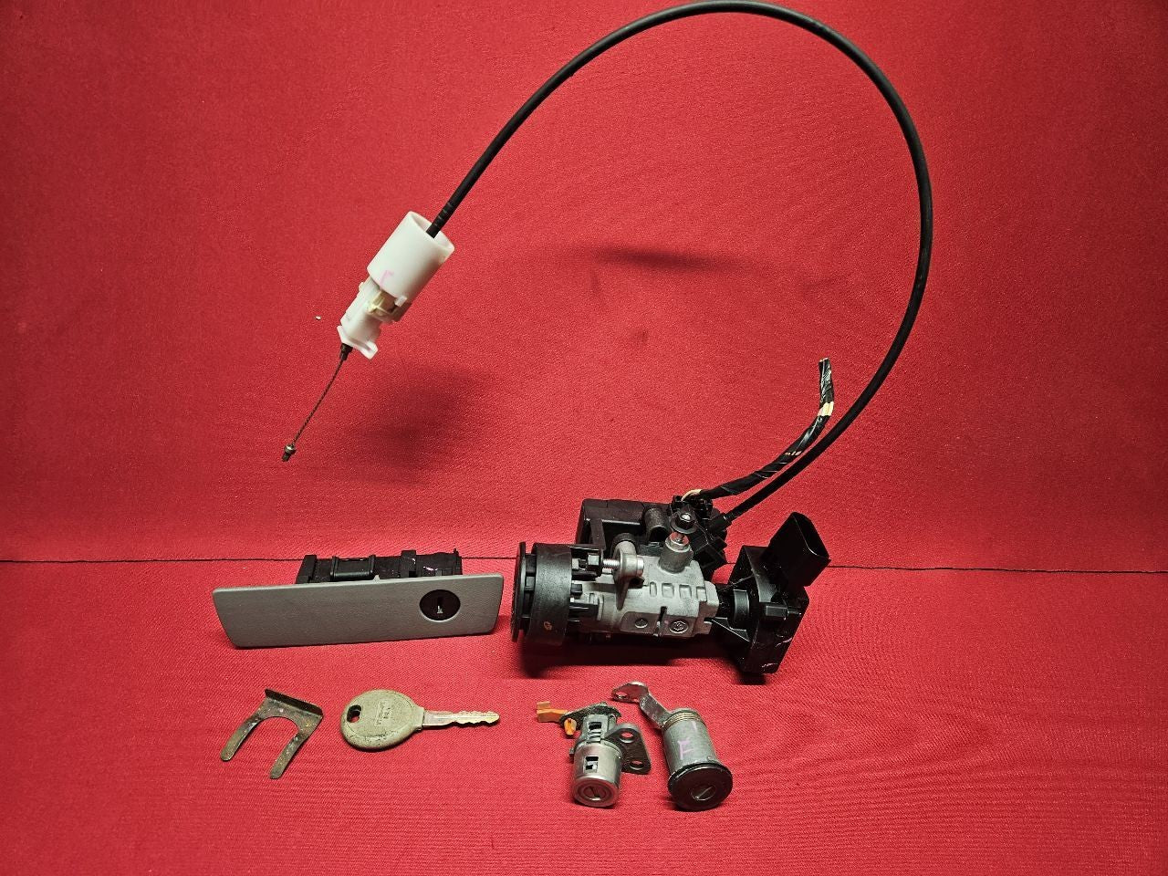 2006 Dodge charger 05-06 Magnum / 300 Ignition Lock Switch Door Cylinder Key SET