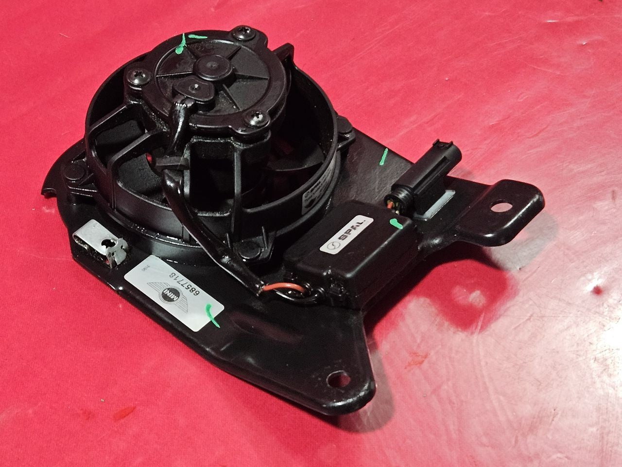 2002-2003 Mini Cooper Base / S 1.6L L4 Supercharged Power Steering Cooling Fan