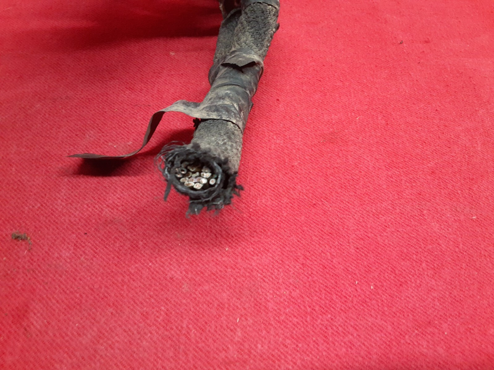 2007 Jeep Grand Cherokee / Commander Front BCM Module 4692138AE - PIGTAIL WIRES