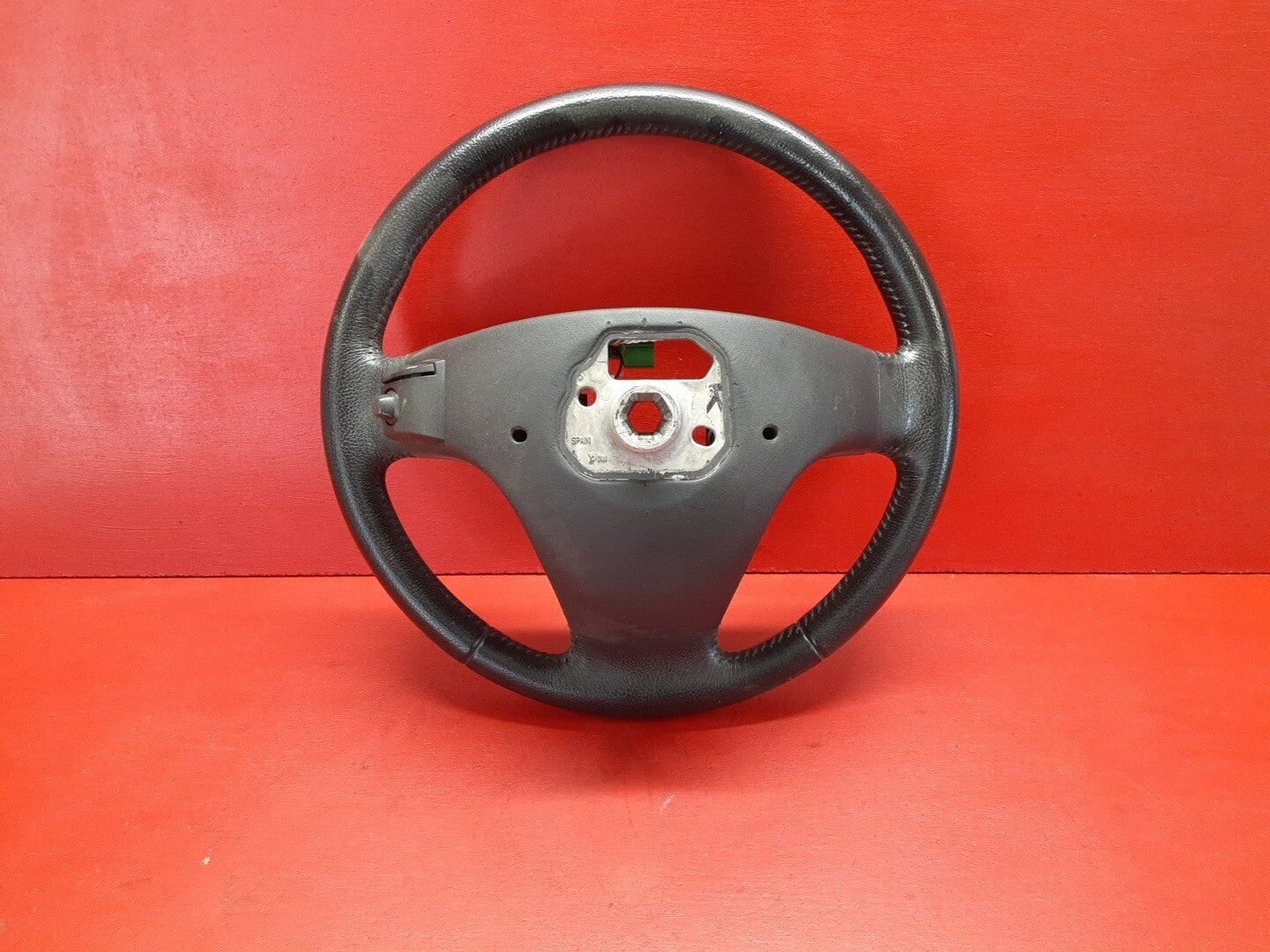 2007 Volvo V50 Steering Wheel w/ Navigation 30764361