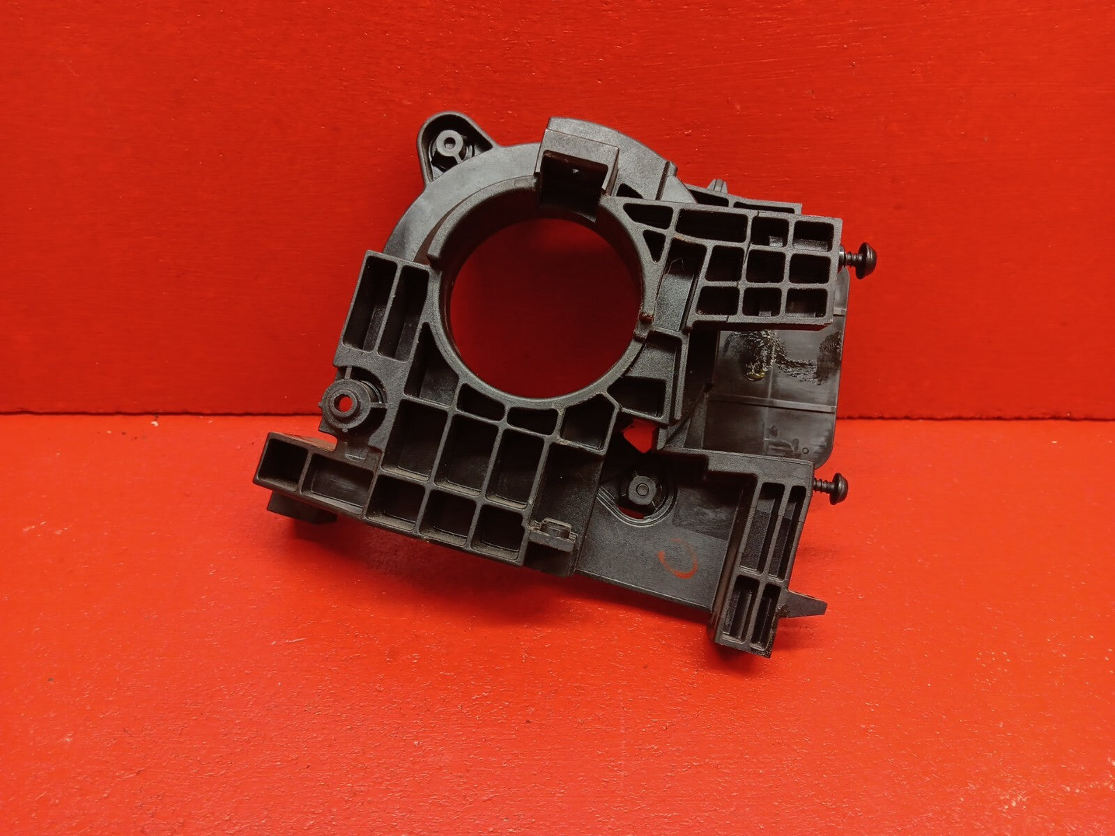 2008 - 2012 Ford Escape / 08 - 11 Mariner Hybrid Steering Column Switch Housing