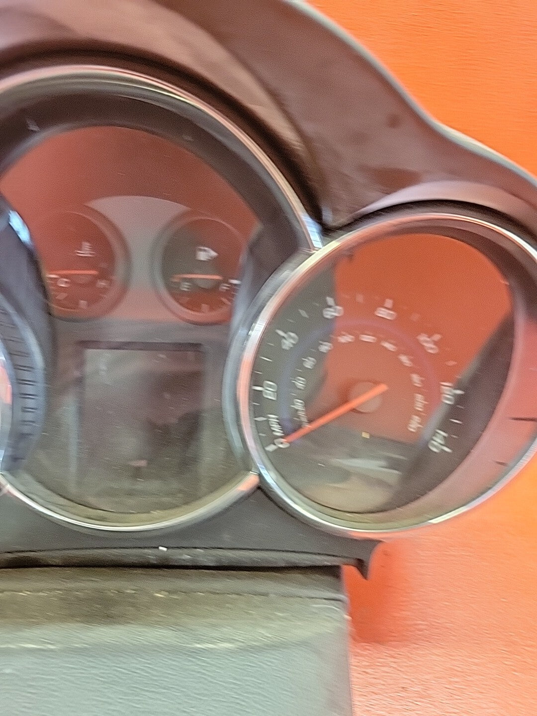 2013-2016 Chevrolet Cruze Instrument Cluster Assembly 42362673