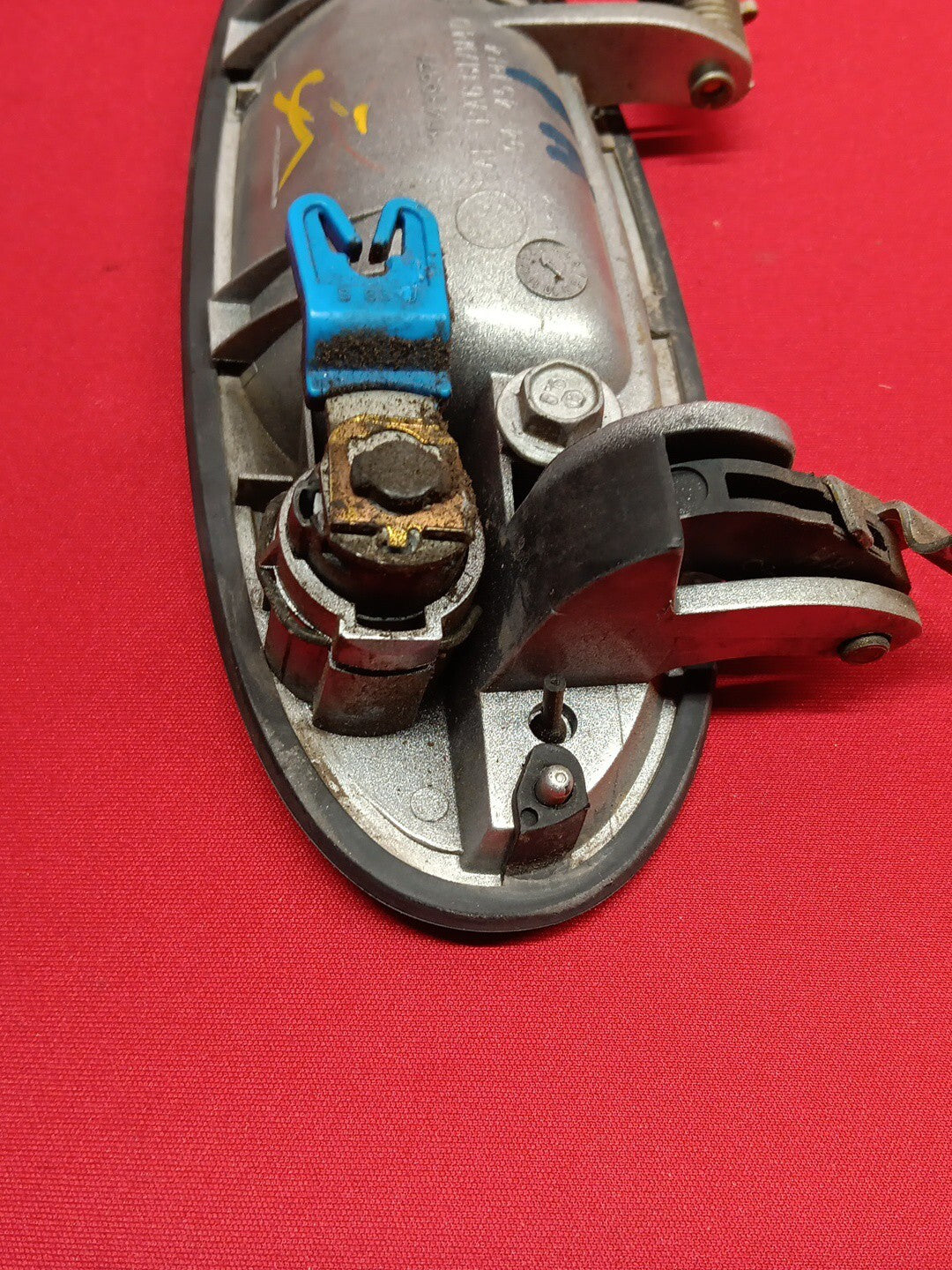 1997 - 2005 Chevy Buick Pontiac Olds FRONT RIGHT PASSENGER Door Handle 10439371