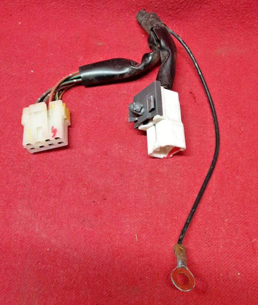 2002 2003 2004 Nissan Xterra Headlight Relay Control Module PIGTAIL CONNECTOR