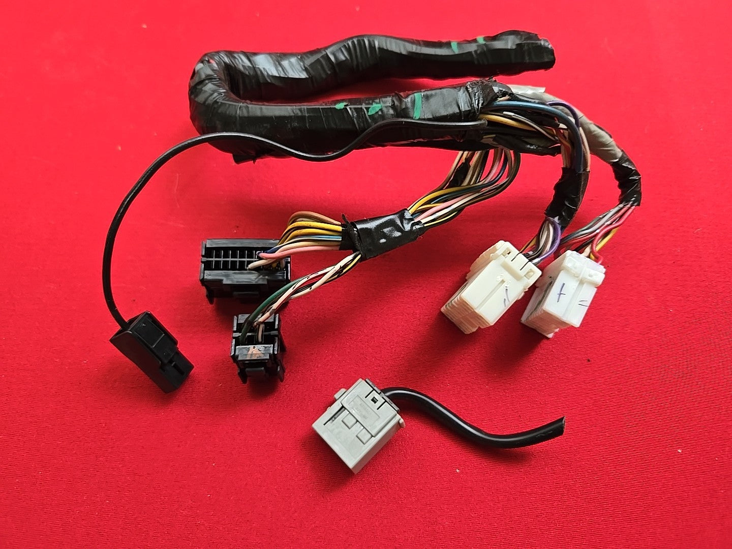 2007-2009 Subaru Tribeca Radio Stereo Receiver Panasonic Premium - PIGTAILS ONLY