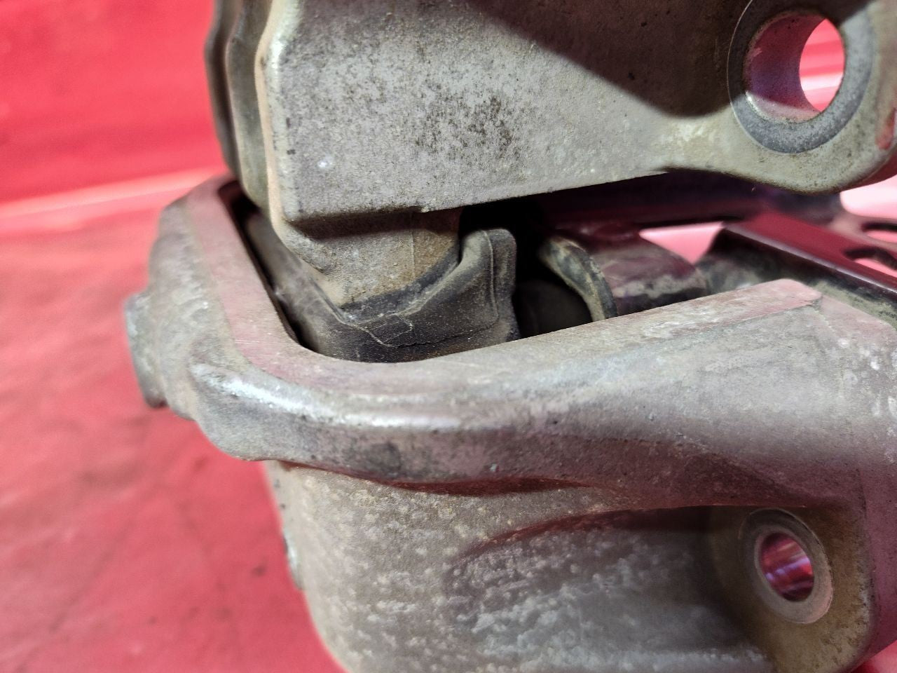 2018-2025 Mitsubishi Eclipse Cross Automatic Transmission Mount Bracket 2910A341