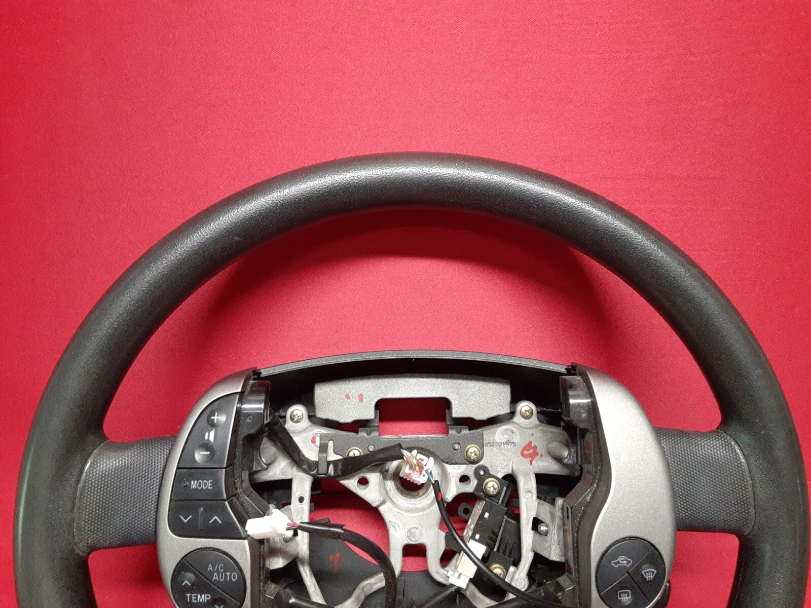 2004 - 2009 Toyota Prius Basic Control Steering Wheel Black 45100-47071-C0