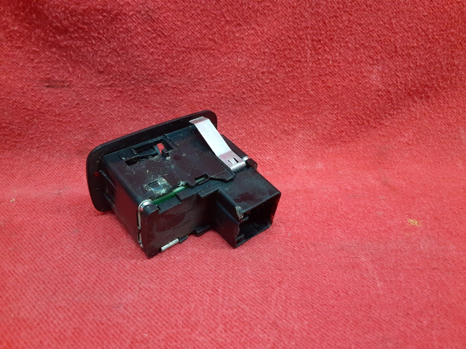 2011 - 2016 Dodge Journey & Ram REAR Left or Right Window Switch 68080842AA