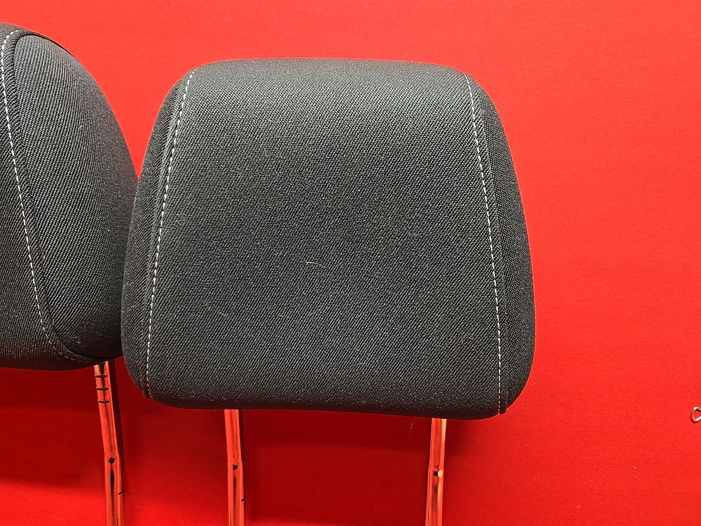 18-20 Buick Regal Sportback TourX FRONT Left Right Seat Headrest SET Black Cloth