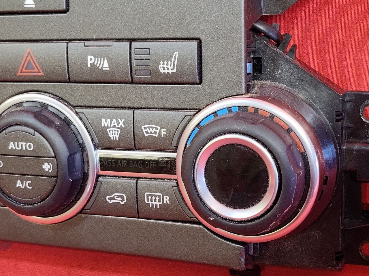 2010-2016 Land Rover LR4 Dash HVAC Climate Control w/ Heated Seats + Parking Aid
