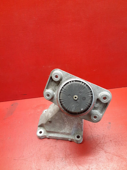 2013-2023 Land Rover Range Rover 5.0L Engine Motor Mount Assembly Left LR033183