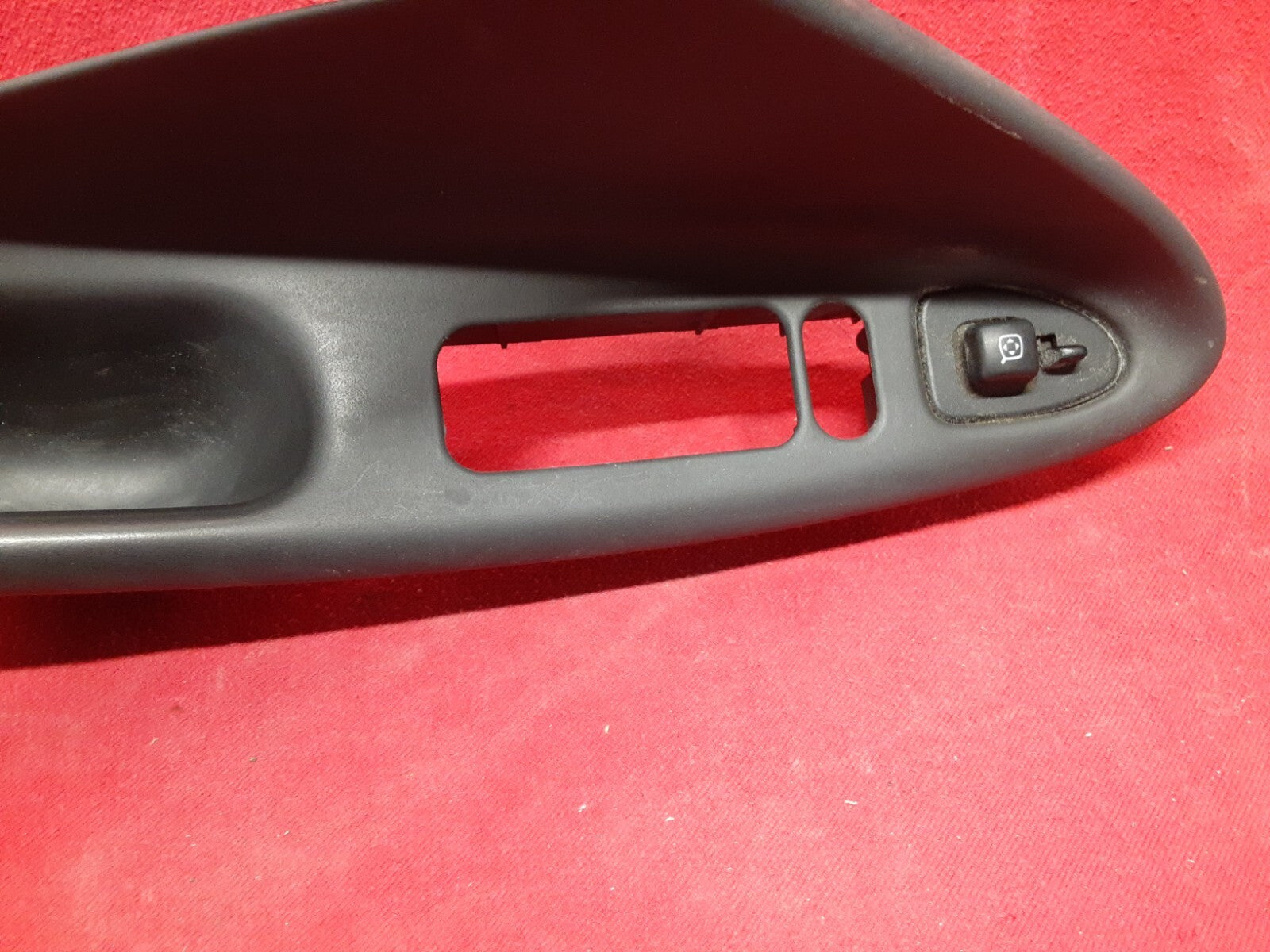 1999 - 2004 Ford Mustang LEFT DRIVER Door Lock Window Trim Bezel & Mirror Switch