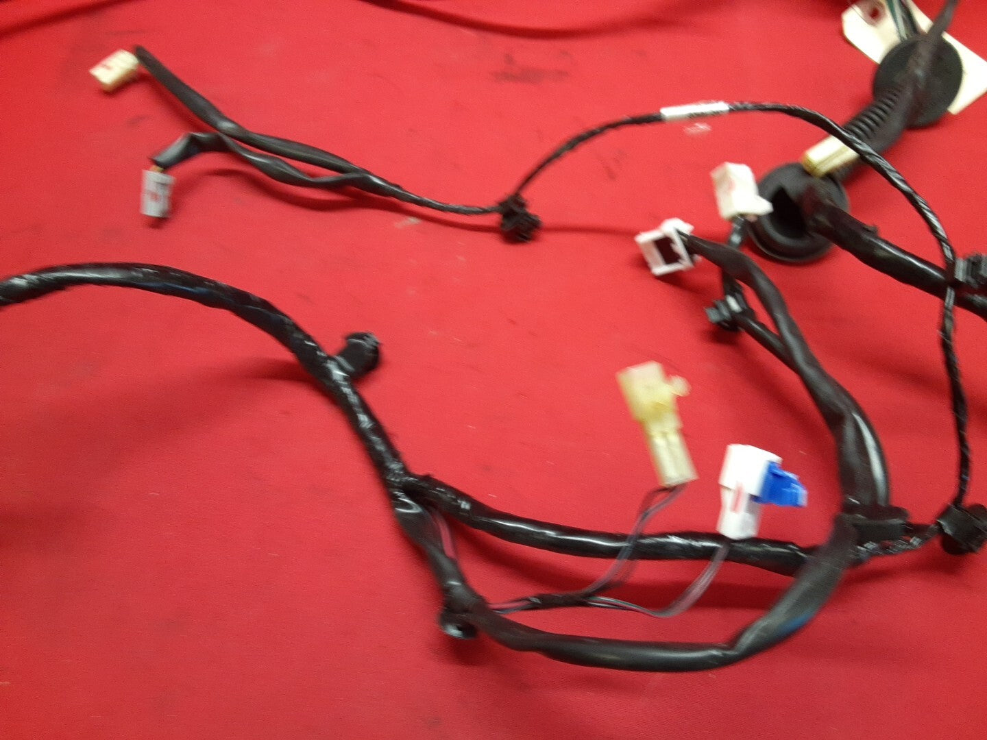2010-2012 Subaru Outback Rear Trunk Liftgate Wiring Harness 81817AJ00A