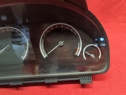 2011 BMW 5 / 7 Series Speedometer / Instrument Cluster - 9249573-01 - 148K