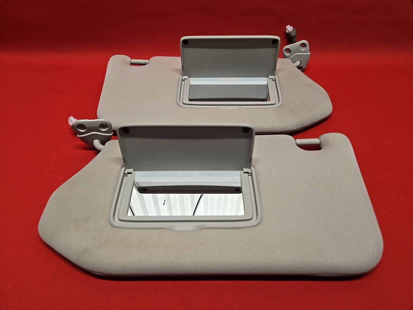2013 Infiniti JX35 / 14-20 QX60 Driver & Passenger Sun Visor Shade SET Cloth