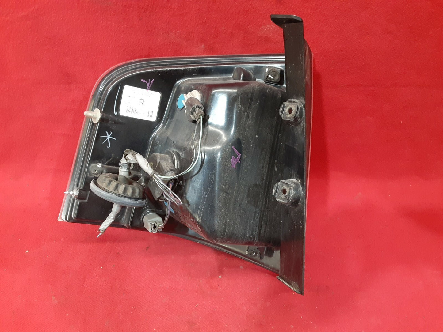 2007 - 2010 Ford Edge - Passenger Side Tail Light / Right - Rear - 