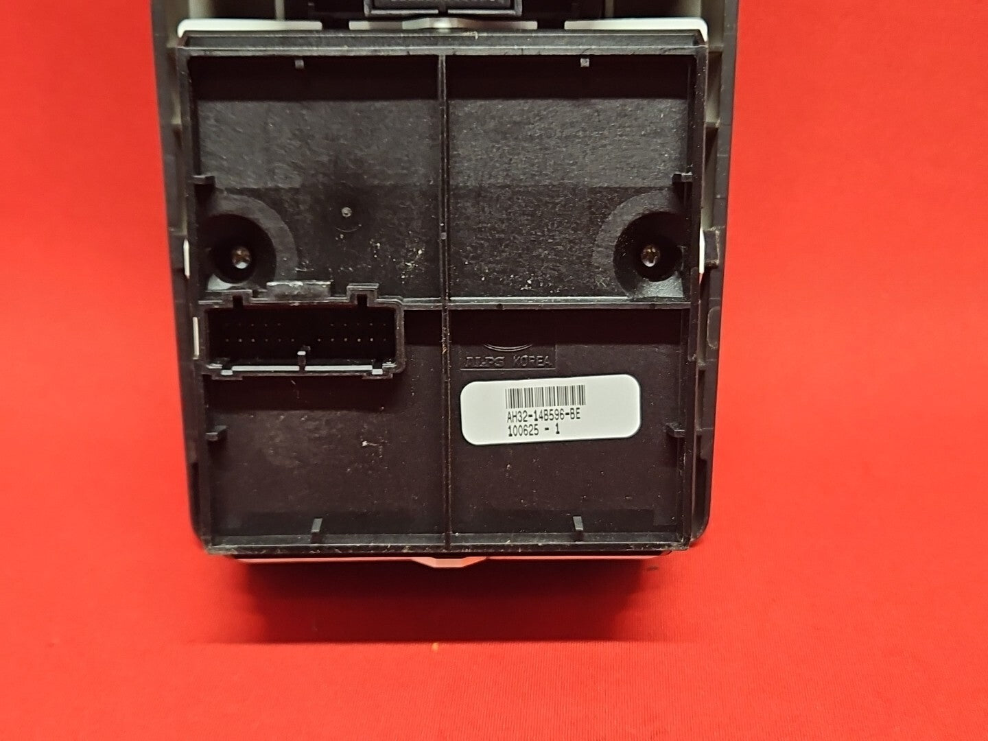2010 - 2013 Range Rover SPORT Shifter Console Ride Height Parking Brake Switch