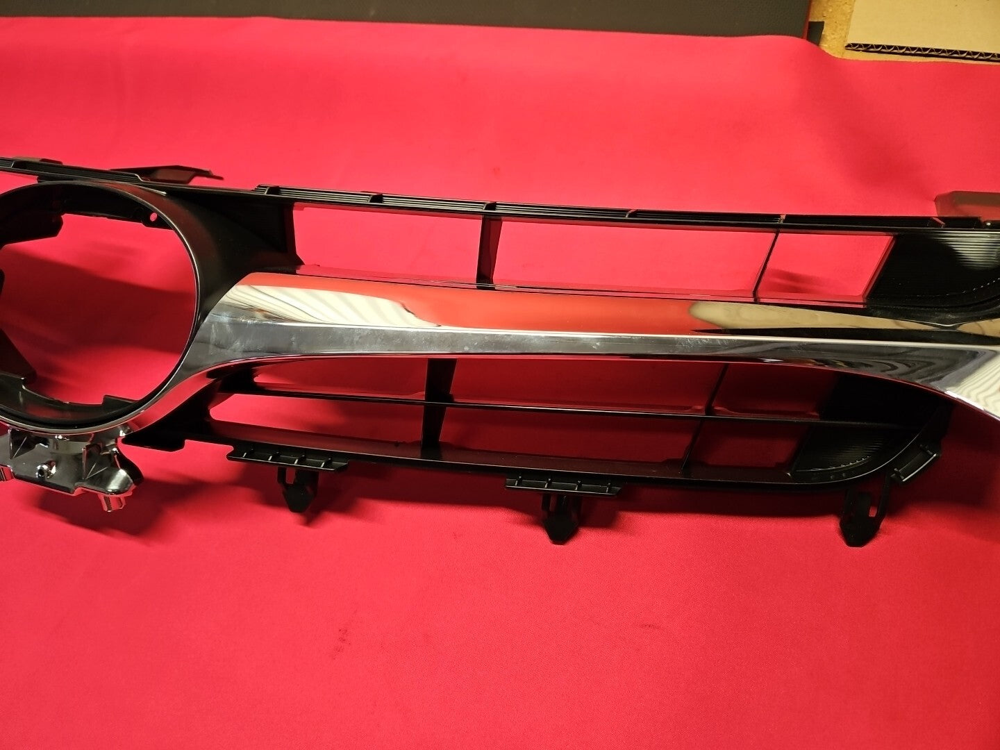 2015 2016 2017 Toyota Camry Grille W/O Pre Crash - Platinum Plus CAPA - NEW