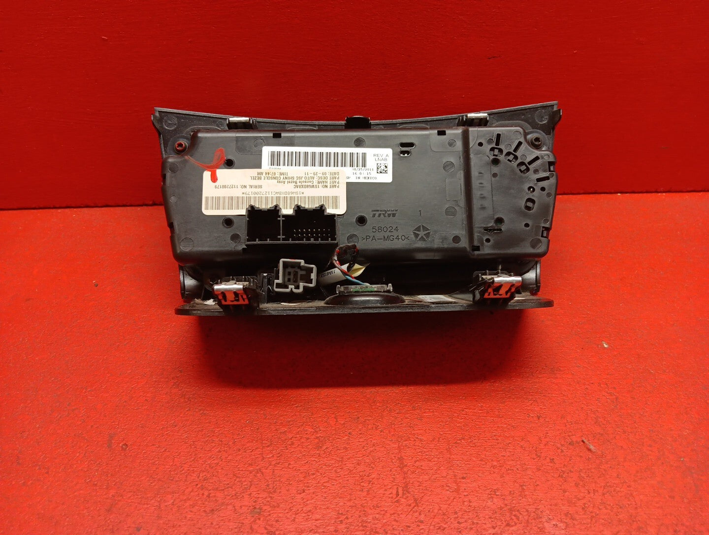 2011 - 2014 Chrysler 200 Heater A/C Climate Control Unit with Bezel