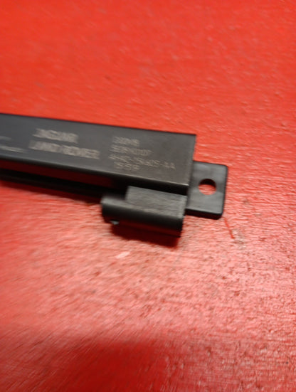 2010-2021 Land Rover Range Rover Keyless Entry Antenna Module AH42-15K603-AA