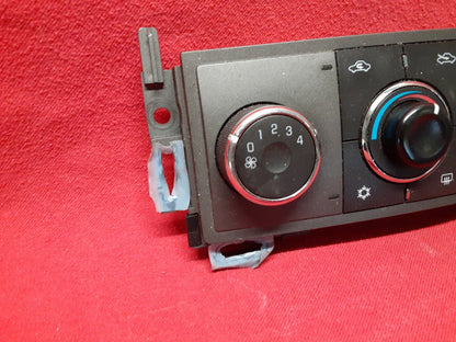 2007 2008 2009 Saturn Aura A/C Heat HVAC Climate Control Unit 25878615