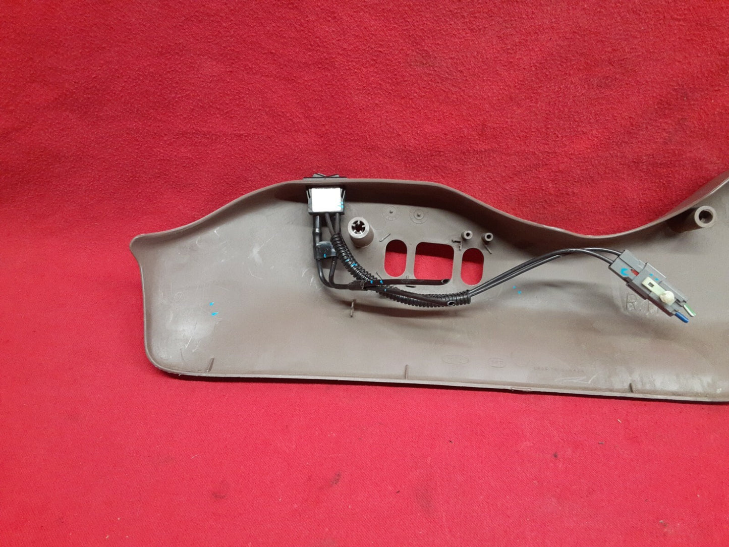 1990 1991 1992 1993 1994 Ford Explorer RIGHT PASSENGER Seat Lumbar Switch Trim