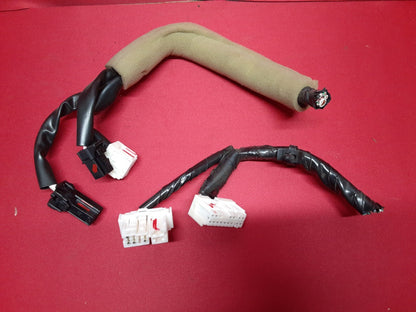 2005 - 2008 Nissan Pathfinder Xterra Frontier Cabin Fuse Box Junction   PIGTAILS