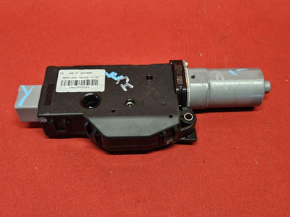 2022-2024 Mitsubishi Outlander / PHEV RIGHT for GLASS Sunroof Motor - 26k Miles