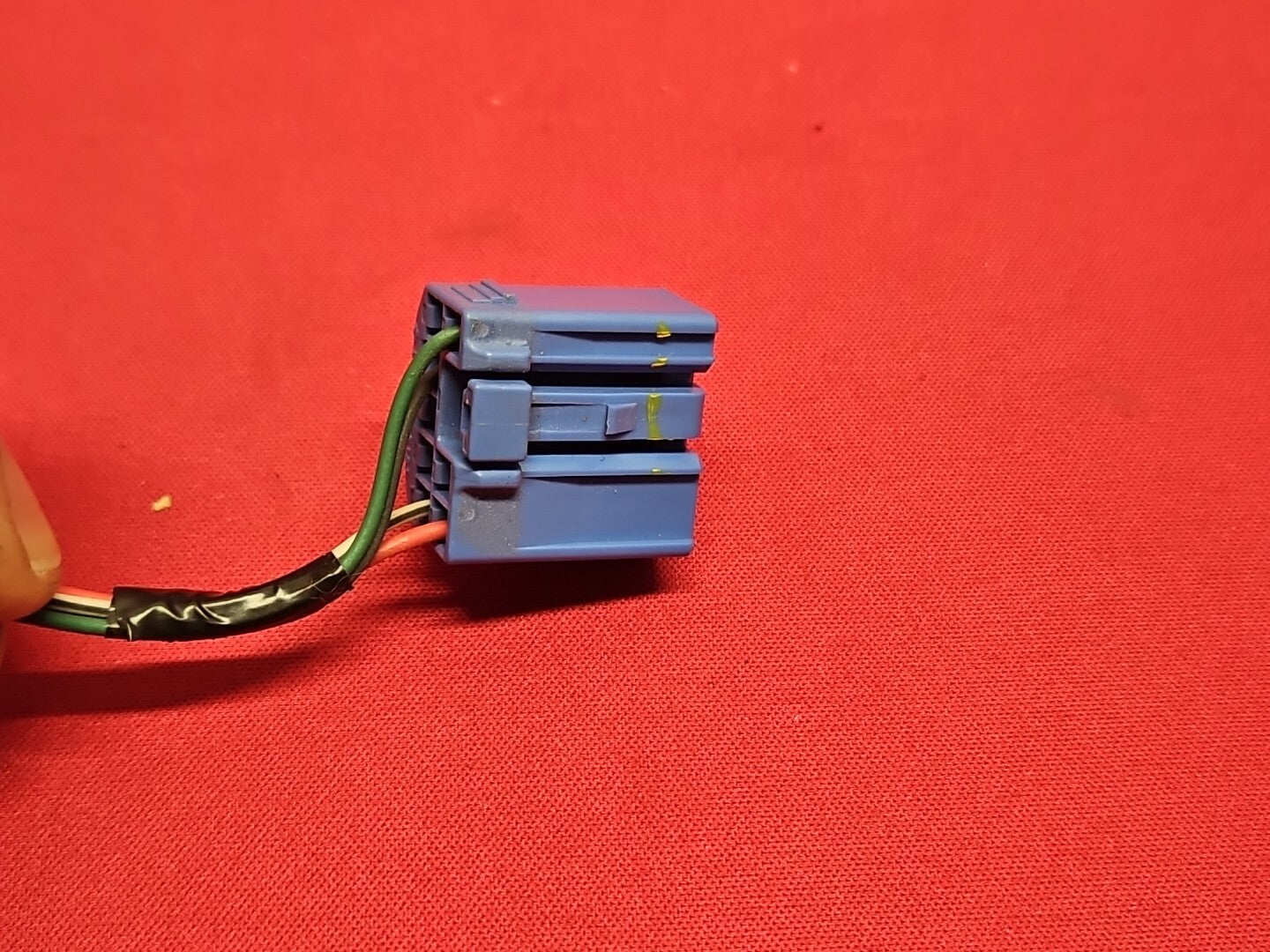 2009 2010 Pontiac Vibe Accessory AC & DC Power Inverter Control Module PIGTAIL