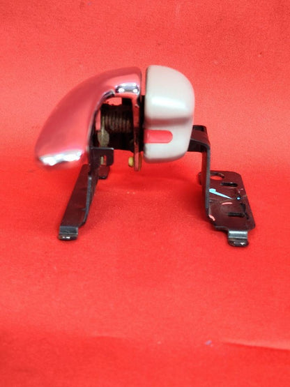 1995-1999 Oldsmobile Aurora LEFT DRIVER Front -or- Rear Interior Door Handle