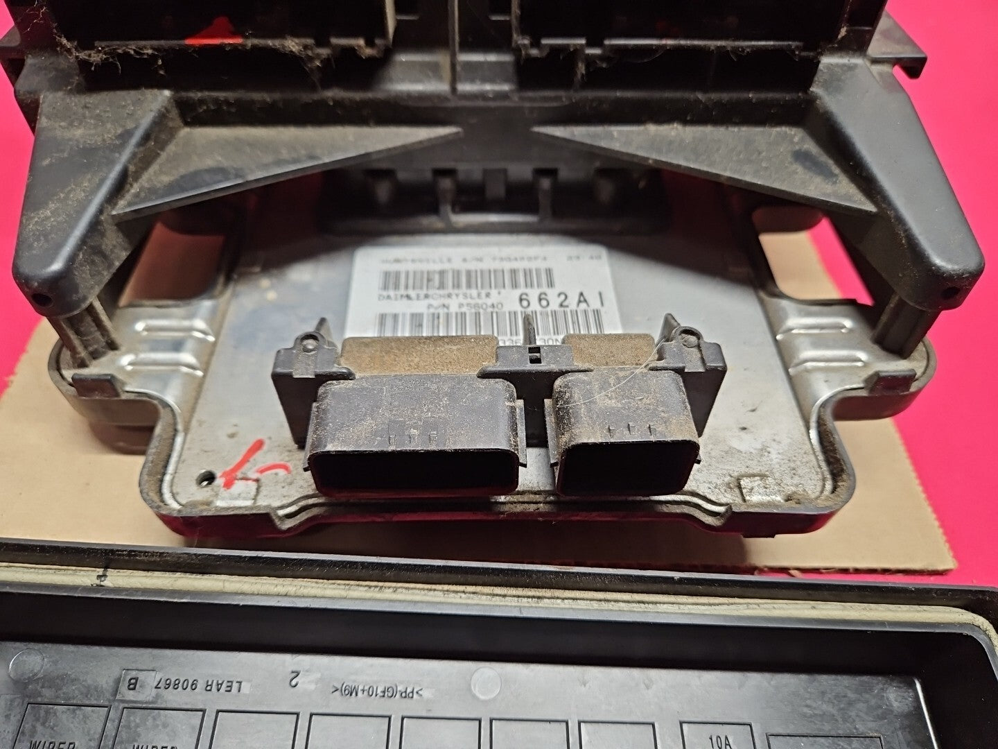 2005 Jeep Grand Cherokee 5.7L V8 Hemi Integrated Power Fuse Box & Module TIPM