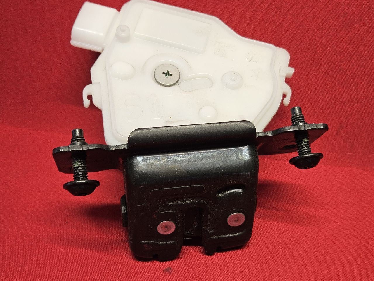 2012-2019 Fiat 500 Rear Liftgate Tailgate Hatch Latch Lock Actuator - 67k Miles