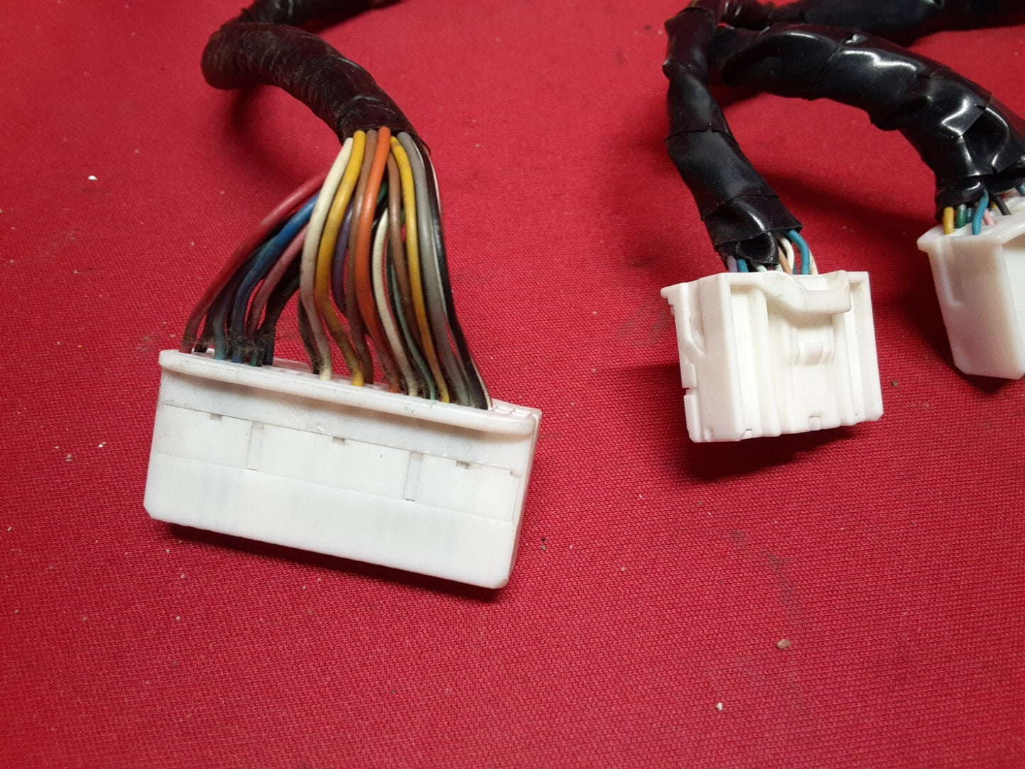2011 - 2018 Infiniti Climate Control Amplifier Module Unit 27760-1MA0C  PIGTAILS