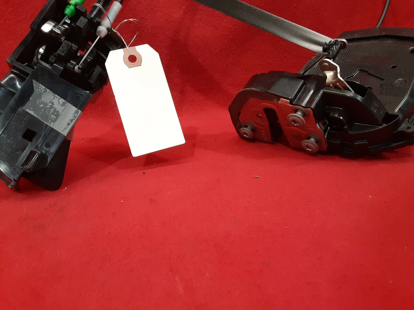 2004 - 2009 Toyota Prius Passenger Rear Door Latch / Actuator - 69050-47050