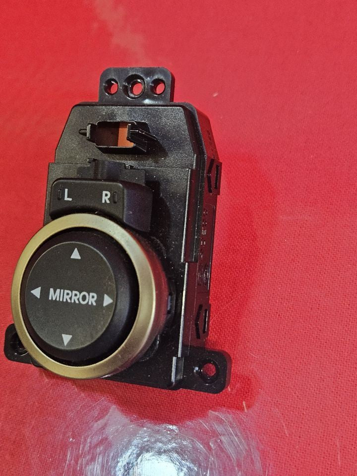 13-16 Hyundai Genesis Coupe Left Front Driver Door Sideview Wing Mirror Switch