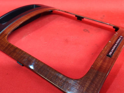 2005-2007 Jeep Grand Cherokee A/T 4WD Shifter Bezel Prem Woodgrain Quadra Drive