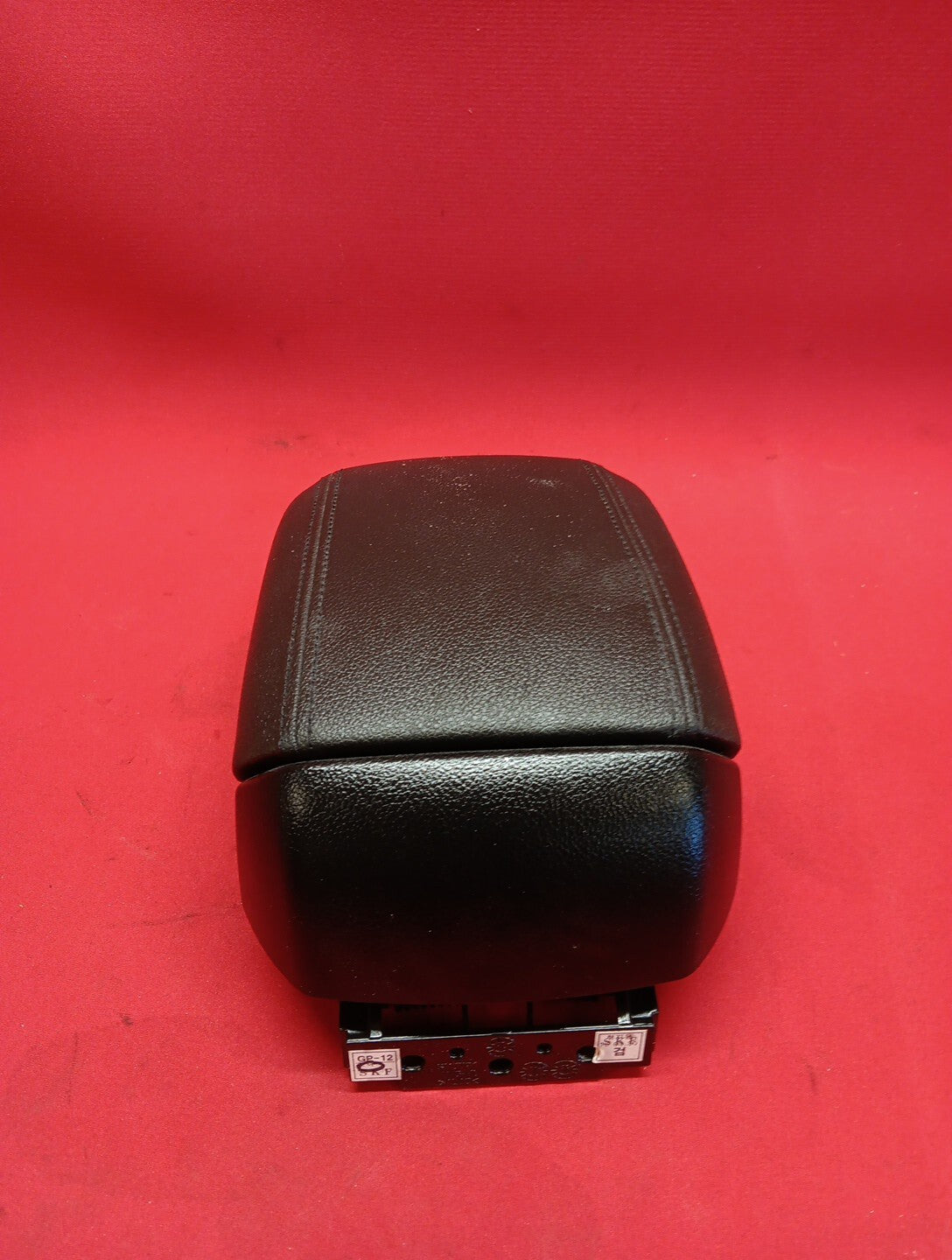 2011-2016 Chevrolet Cruze Center Console Arm Rest Leather Black