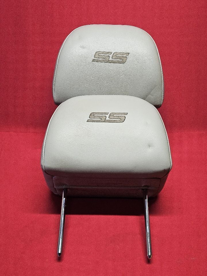 2006-2008 Chevy Impala SS Front Left Right Headrest Leather Light Grey Titanium