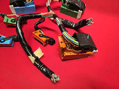 2007-2009 Mazda Mazda3 S Interior Cabin Fuse Box Junction Block - PIGTAIL WIRES