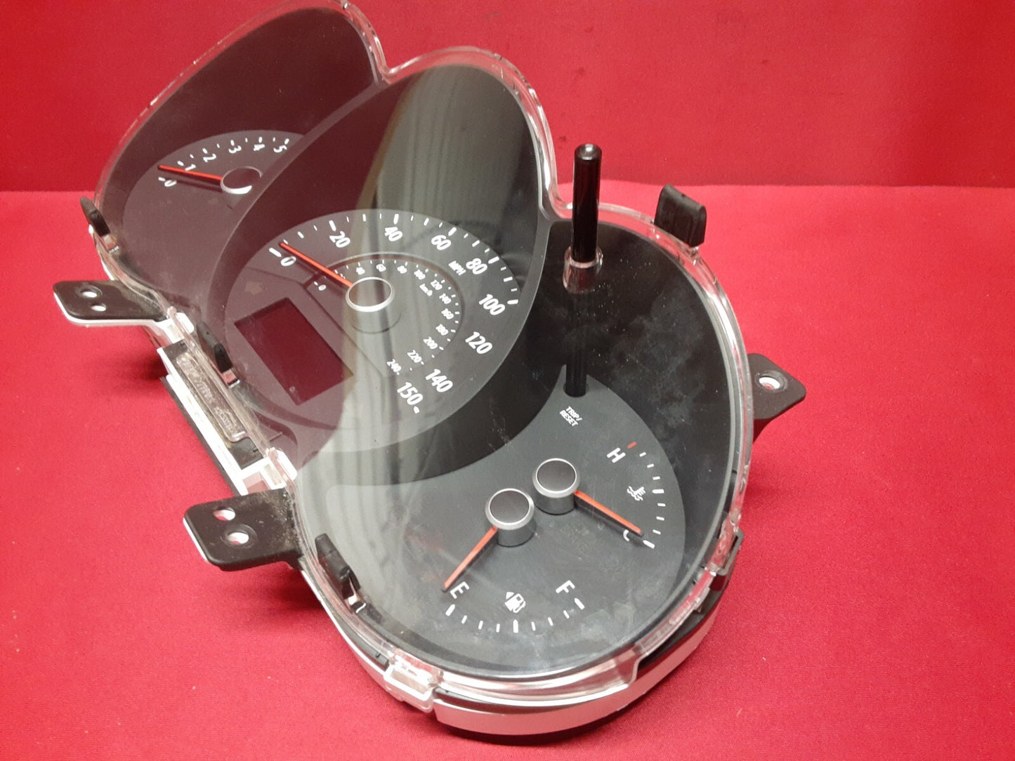 2011 - 2013 Kia Sorento Lambda 2 II Speedometer Instrument Cluster 94001-1U010