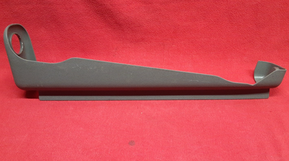 2005 2006 2007 Jeep Grand Cherokee / Commander RIGHT FRONT Seat Track Cover Trim