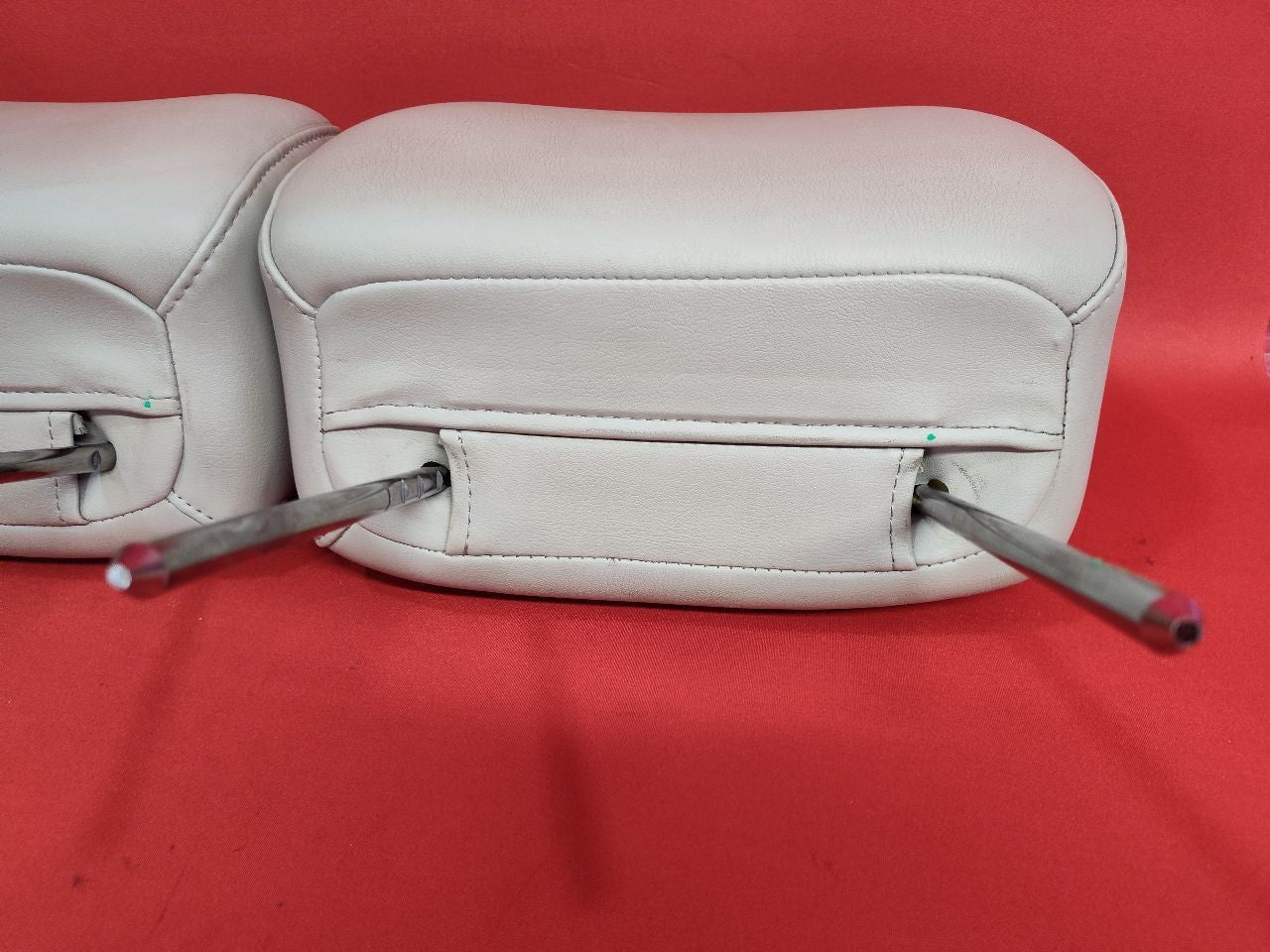 2009-2016 Chevrolet Impala FRONT Seat Headrest Set Light Titanium Grey Leather