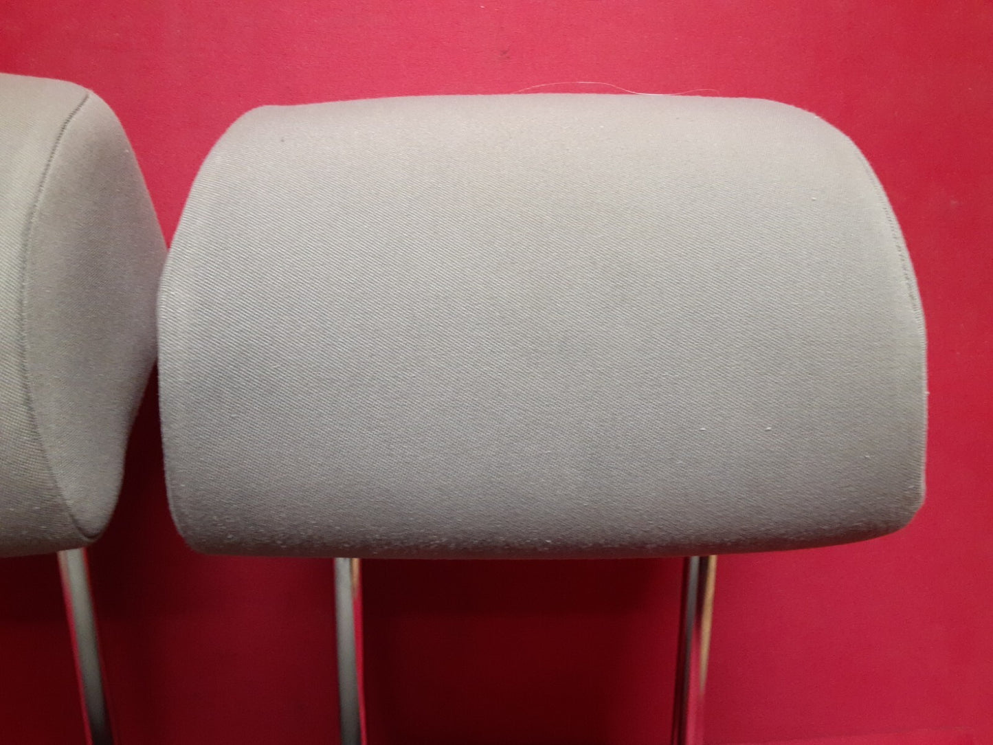 2009 - 2011 VW Volkswagen Tiguan REAR Headrests FULL SET OF 3 Gray Cloth