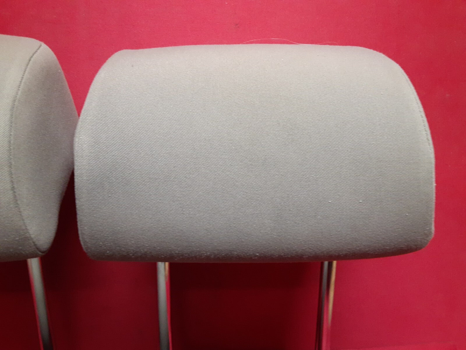 2009 - 2011 VW Volkswagen Tiguan REAR Headrests FULL SET OF 3 Gray Cloth