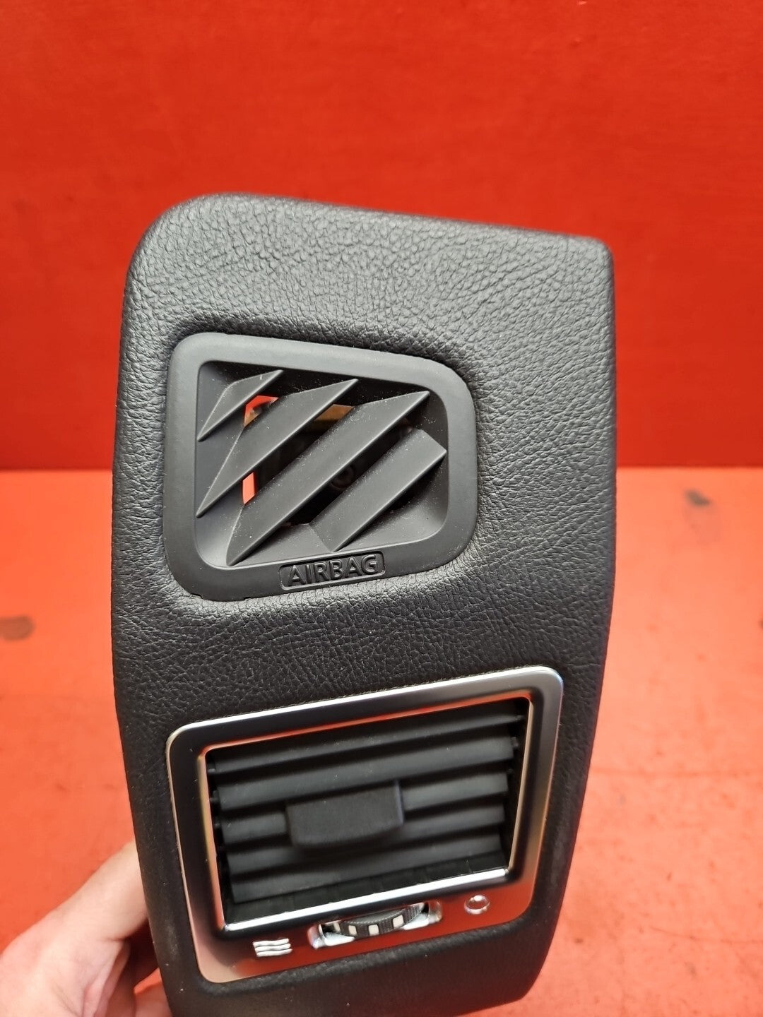 2010-2013 Range Rover Sport Outer Right Passenger Air HVAC Dash Vent LR041689