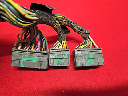 1994 1995 Toyota 4Runner / Pickup 3.0L V6 A/T 4WD Engine Control Module PIGTAILS