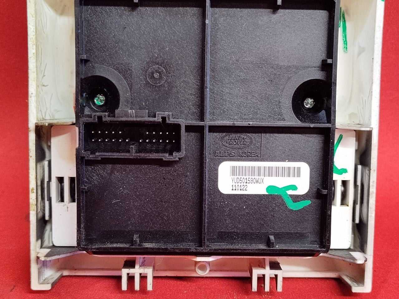 2005-2007 Land Rover HSE Gear Shifter Terrain Selection Switch Bezel Panel