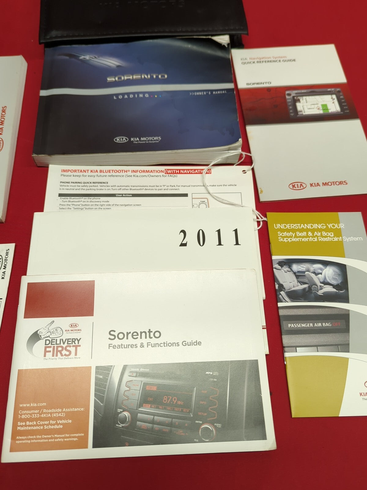 2011 Kia Sorento Owner Manual Reference Guide Booklet Set A2PO-EU04D